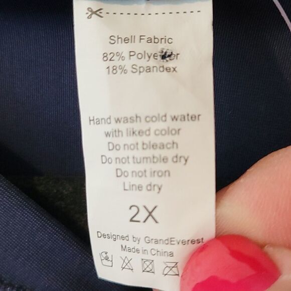 Enjoy the sunshine 🌞 swim 🏊♀️ top NWT 2X - Picture 4 of 5